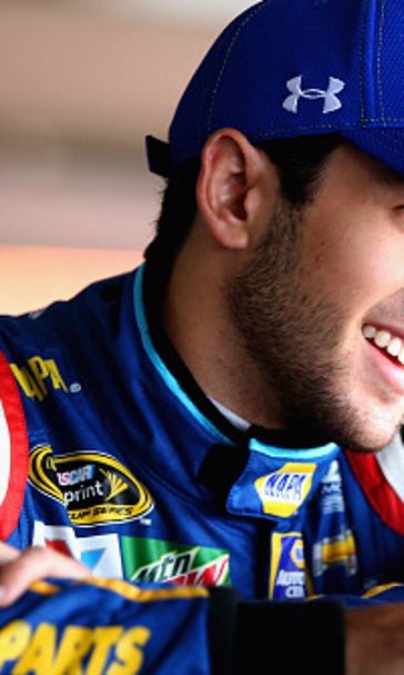 Chase Elliott displays late-race muscle to contend at Dover